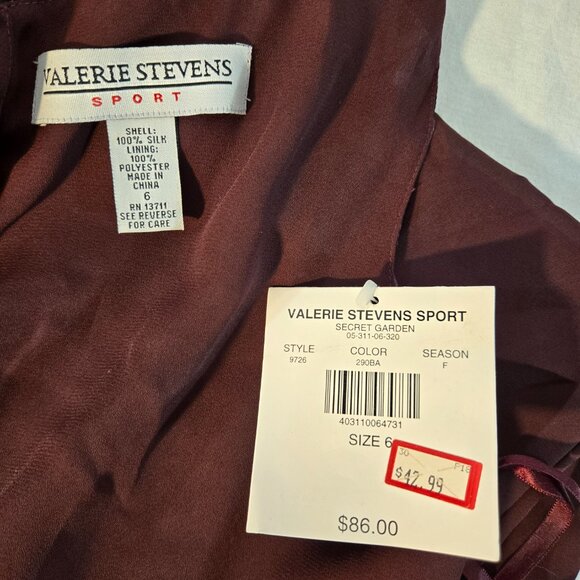 VINTAGE Out of Stock NEW WITH TAG Y2K Red Wine Leaf Print SILK Maxi Dress Size 6 - Picture 14 of 17